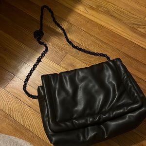 H&M black puffer crossbody bag